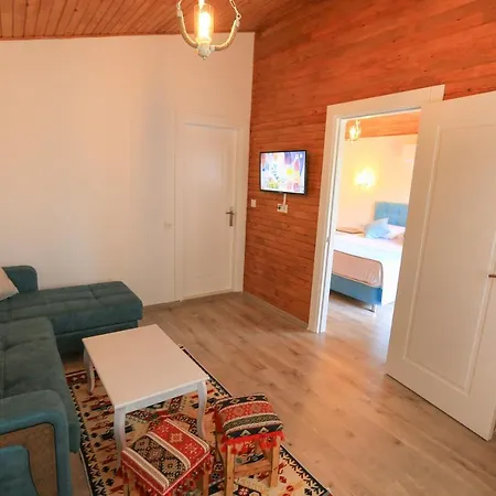 Hotel Merry & Tent *