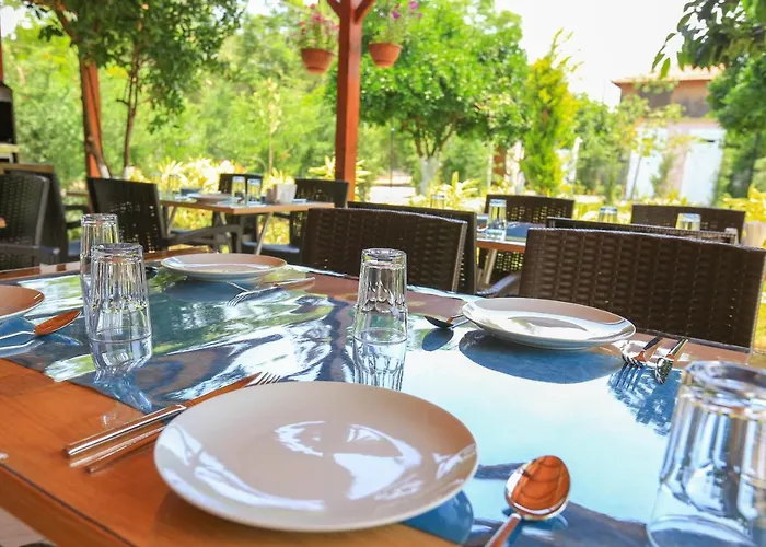 Merry & Tent * Çıralı